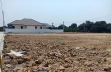 LP63090081-Land for sale in Lamphun, suitable for building a fresh residence / installment